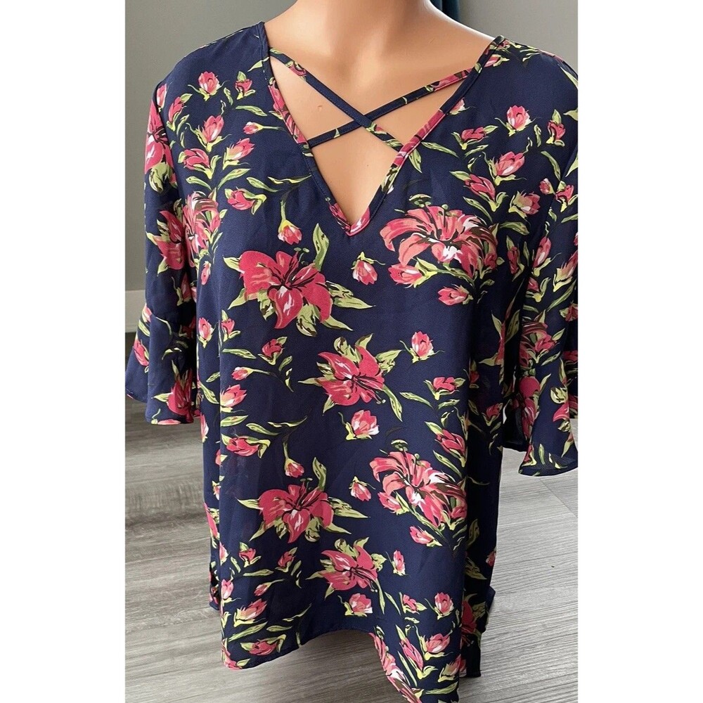 Harve Bernard Blue Floral Blouse Top Size L Criss Cross Neck